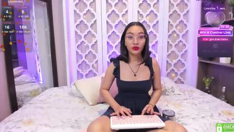 Lucy Liiu online show from December 2024 08:07:02 PM