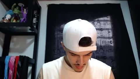 Snapshot of luis_as chatting on November 2025 01:33:02 PM Luis AS online show from November 2025 01:33:02 PM