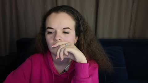 Snapshot of luisa_rosee chatting on February 2025 04:34:02 PM Luisa Rosee online show from February 2025 04:34:02 PM