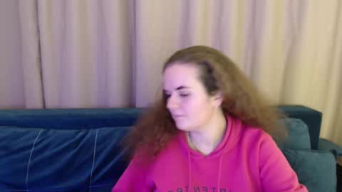 Snapshot of luisa_rosee chatting on March 2025 12:15:01 AM Luisa Rosee online show from March 2025 12:15:01 AM