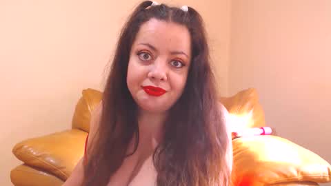 Cassie online show from October 2025 11:47:02 AM