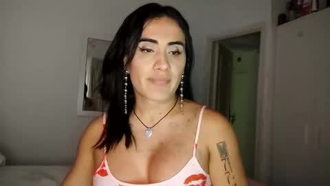 Snapshot of luisamonsterdick chatting on September 2025 01:43:01 AM Luisa Monsters online show from September 2025 01:43:01 AM