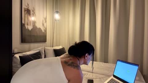 Snapshot of luisamonsterdick chatting on October 2025 05:44:02 PM Luisa Monsters online show from October 2025 05:44:02 PM