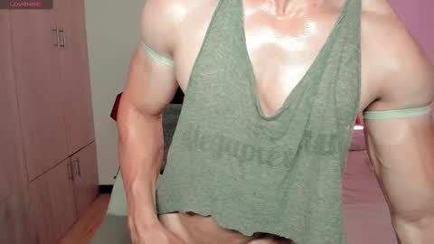 Luis Fer PVT IS OPEN online show from February 2025 10:25:01 PM