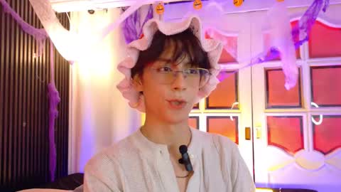 luixdust1 online show from October 2025 06:25:01 AM