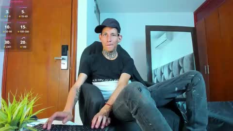 lujuriau_u online show from October 2025 03:03:02 AM