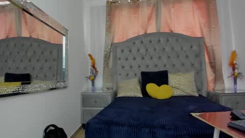 LukasJonss online show from September 2025 02:18:02 PM