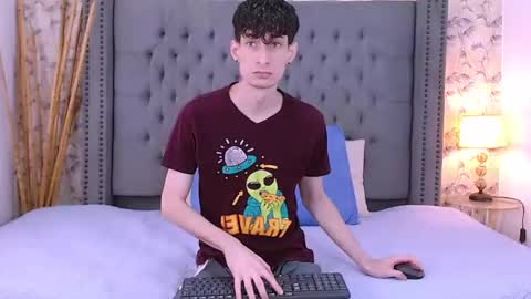 luke_carter online show from September 2025 01:01:01 PM