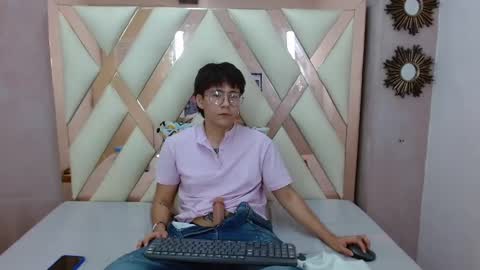 LUKE MORGANS  online show from February 2025 10:07:02 PM