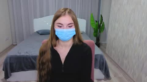 lukeriamoon online show from October 2025 04:20:02 AM