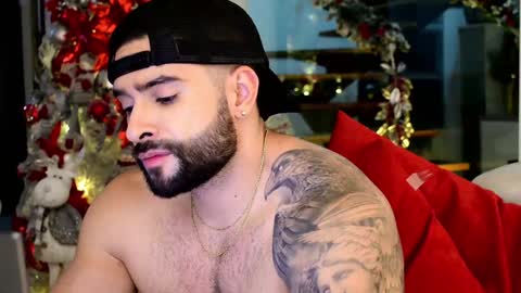 Lukhas f4f online show from December 2024 11:46:02 PM