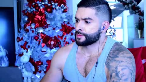 Lukhas f4f online show from December 2024 07:43:02 PM