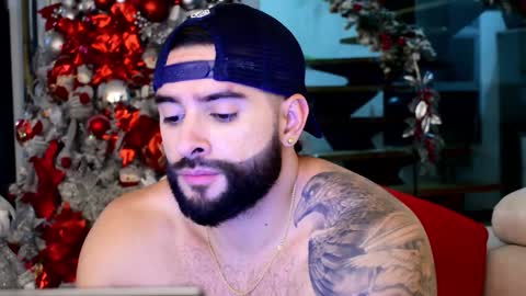 Lukhas f4f online show from January 2025 04:04:01 AM