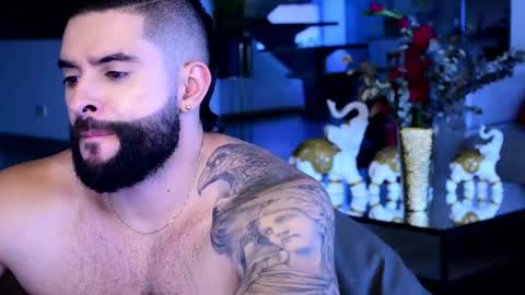 Lukhas f4f online show from February 2025 11:08:02 PM