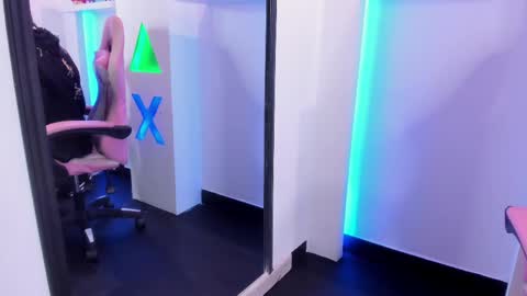 Cookie  online show from October 2025 12:05:02 PM