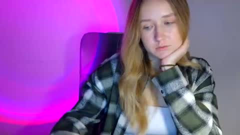 Snapshot of lulu_baby1 chatting on November 2025 08:08:01 PM Lulu Baby18 online show from November 2025 08:08:01 PM