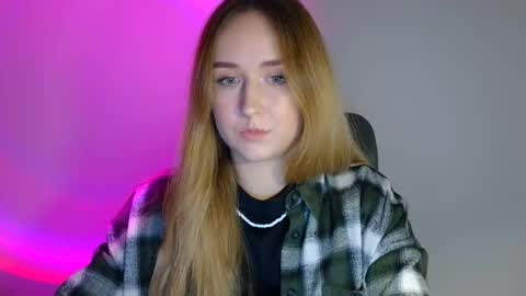 Snapshot of lulu_baby1 chatting on November 2025 03:52:02 PM Lulu Baby18 online show from November 2025 03:52:02 PM