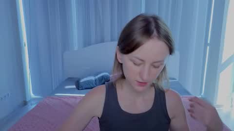 Lily online show from September 2025 09:55:01 AM