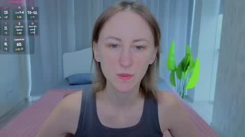 Lily online show from September 2025 09:46:02 AM