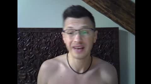 Jack online show from October 2025 04:40:01 AM