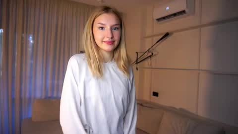 Alice online show from September 2025 06:03:01 AM