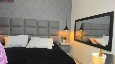 Snapshot of luna_bella3 chatting on November 2025 10:59:01 AM Luna online show from November 2025 10:59:01 AM