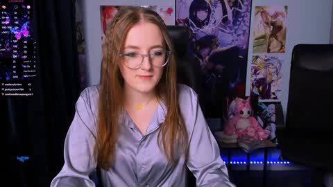 luna_berryy online show from December 2024 10:50:01 PM