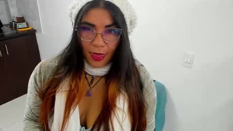 Snapshot of luna_dumont chatting on January 2025 11:15:02 AM luna online show from January 2025 11:15:02 AM