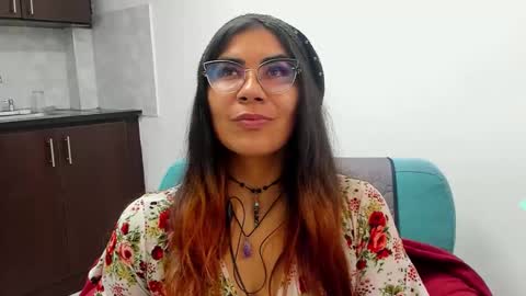 Snapshot of luna_dumont chatting on January 2025 11:49:01 AM luna online show from January 2025 11:49:01 AM