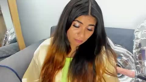 Snapshot of luna_dumont chatting on January 2025 11:00:02 AM luna online show from January 2025 11:00:02 AM