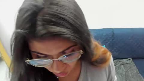Snapshot of luna_dumont chatting on February 2025 03:06:01 PM luna online show from February 2025 03:06:01 PM