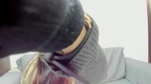 luna  online show from October 2025 11:11:01 AM