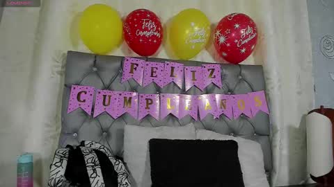 Luna Eva online show from September 2025 02:32:01 PM