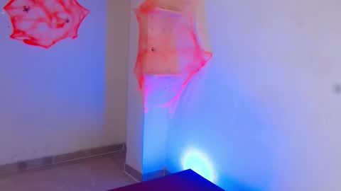 luna_hazard online show from October 2025 12:00:02 AM