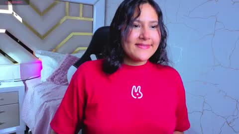 Snapshot of luna_jonez2 chatting on November 2025 11:31:02 AM Luna Jonez online show from November 2025 11:31:02 AM