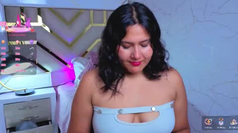 Snapshot of luna_jonez2 chatting on November 2025 11:10:03 AM Luna Jonez online show from November 2025 11:10:03 AM