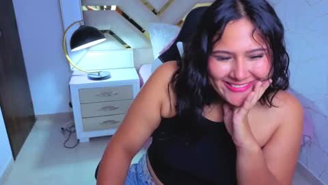 Snapshot of luna_jonez2 chatting on November 2025 11:13:02 AM Luna Jonez online show from November 2025 11:13:02 AM