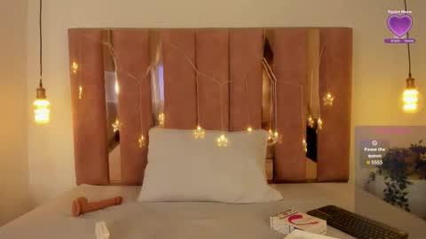 Snapshot of luna_kassiel chatting on December 2025 11:26:02 AM luna_kassiel online show from December 2025 11:26:02 AM