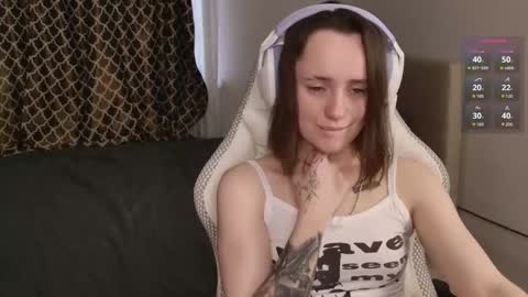 luna_loveeee online show from October 2025 05:10:01 AM