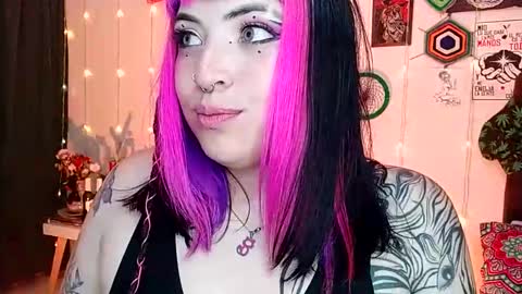 MISS LUNA  online show from January 2025 07:07:01 AM