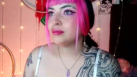 MISS LUNA  online show from January 2025 09:16:01 PM