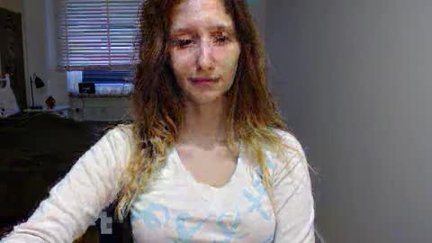 Snapshot of luna_xsensual chatting on October 2025 05:46:01 AM L U N A online show from October 2025 05:46:01 AM