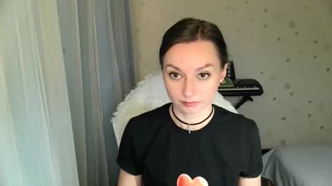 Snapshot of lunaa_bluee chatting on November 2025 08:40:01 PM lunaa_bluee online show from November 2025 08:40:01 PM