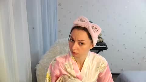 Snapshot of lunaa_bluee chatting on November 2025 05:07:01 AM lunaa_bluee online show from November 2025 05:07:01 AM