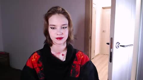 Luna online show from December 2024 09:26:02 PM