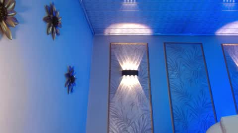 Luna online show from October 2025 03:40:02 AM