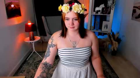 Snapshot of lunaali chatting on September 2025 05:26:03 PM Li online show from September 2025 05:26:03 PM