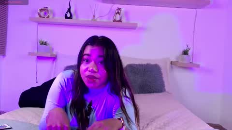 Luna online show from November 2025 02:58:01 AM