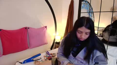 Luna online show from September 2025 03:11:01 PM