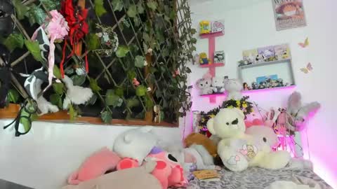 Snapshot of lunacristal_moon chatting on February 2025 10:55:02 AM lunacristal_moon online show from February 2025 10:55:02 AM